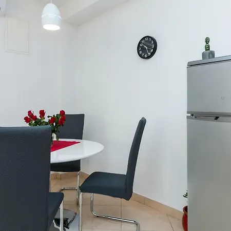 Jurasin Apartment *